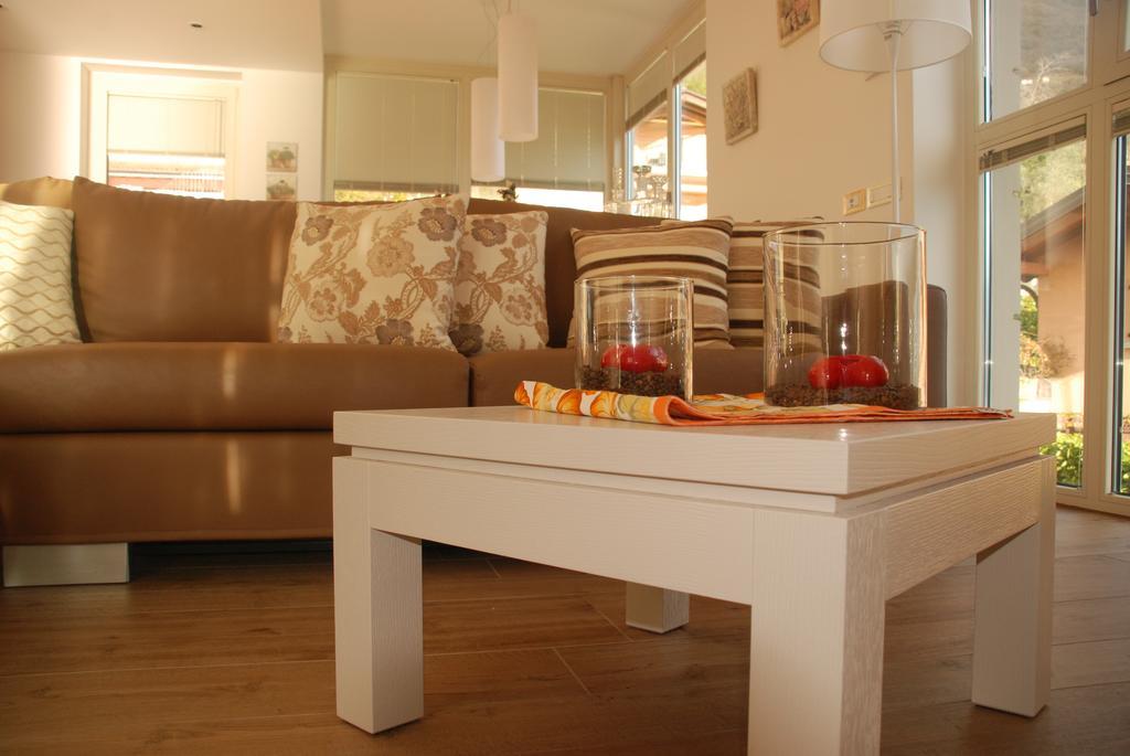 Apartamento Residenza Simona Mezzegra Habitación foto